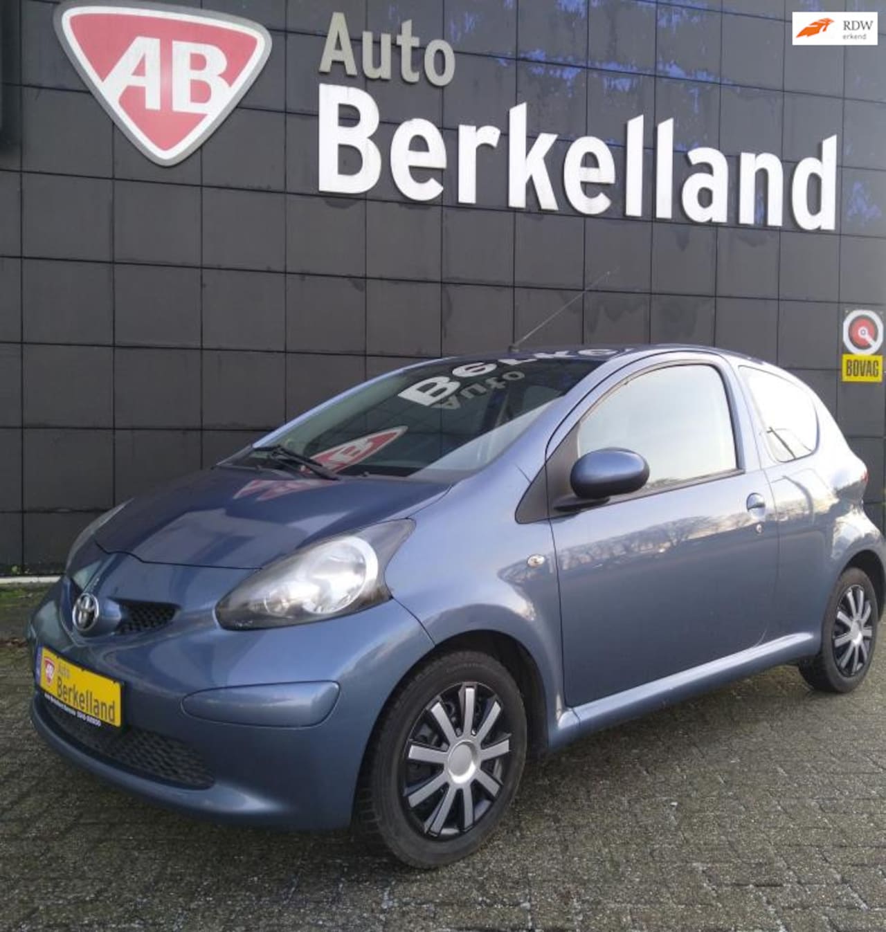 Toyota Aygo - 1.0-12V + 3-Drs Airco - AutoWereld.nl