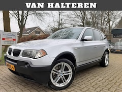 BMW X3 - 3.0i Airco/Clima Leder Int Panoramadak 18 Inch