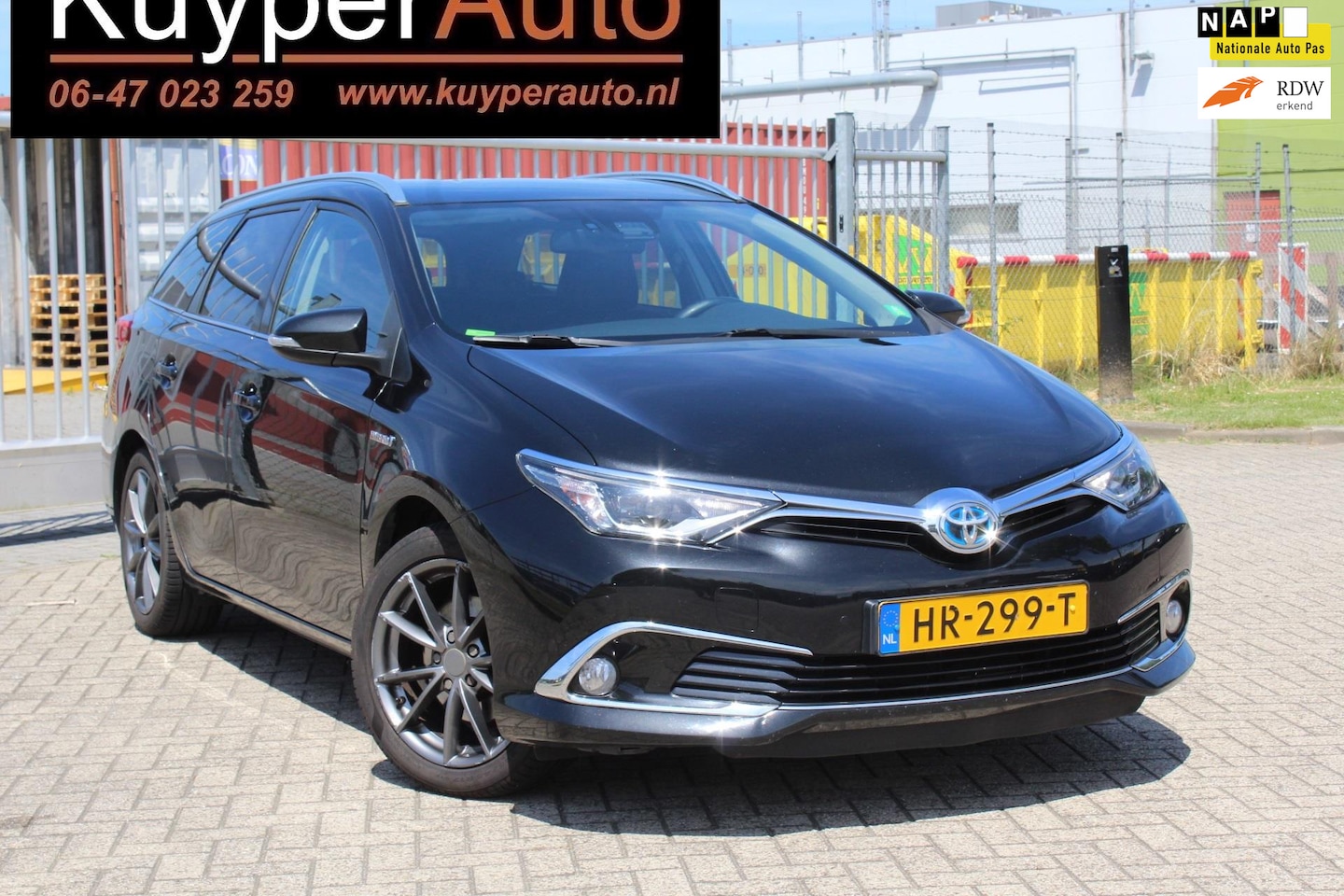 Toyota Auris Touring Sports - 1.8 Hybrid Lease Exclusive vol leder dealer onderh, nap TREKHAAK - AutoWereld.nl