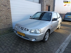 Hyundai Accent - 1.3i LS Airco Weinig KM Topstaat