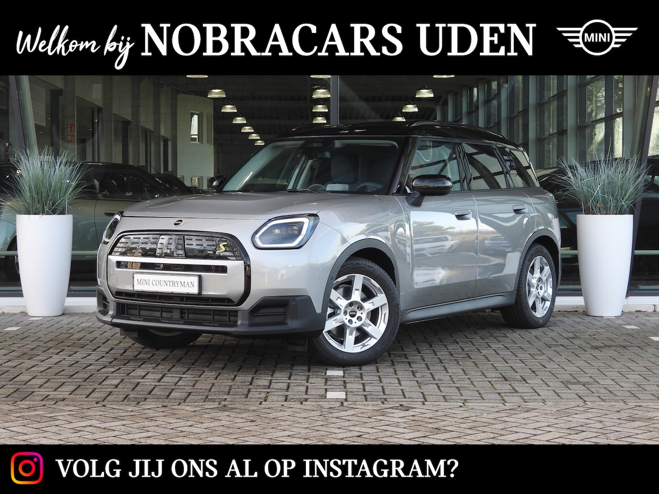 MINI Countryman - Cooper SE ALL4 Automaat / Classic / Pakket M Plus / 18" Asteroid Spoke - AutoWereld.nl