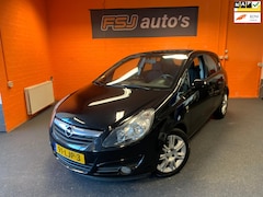 Opel Corsa - 1.2 16V / AUTOMAAT / 5 DEURS / 111' EDITION / AIRCO