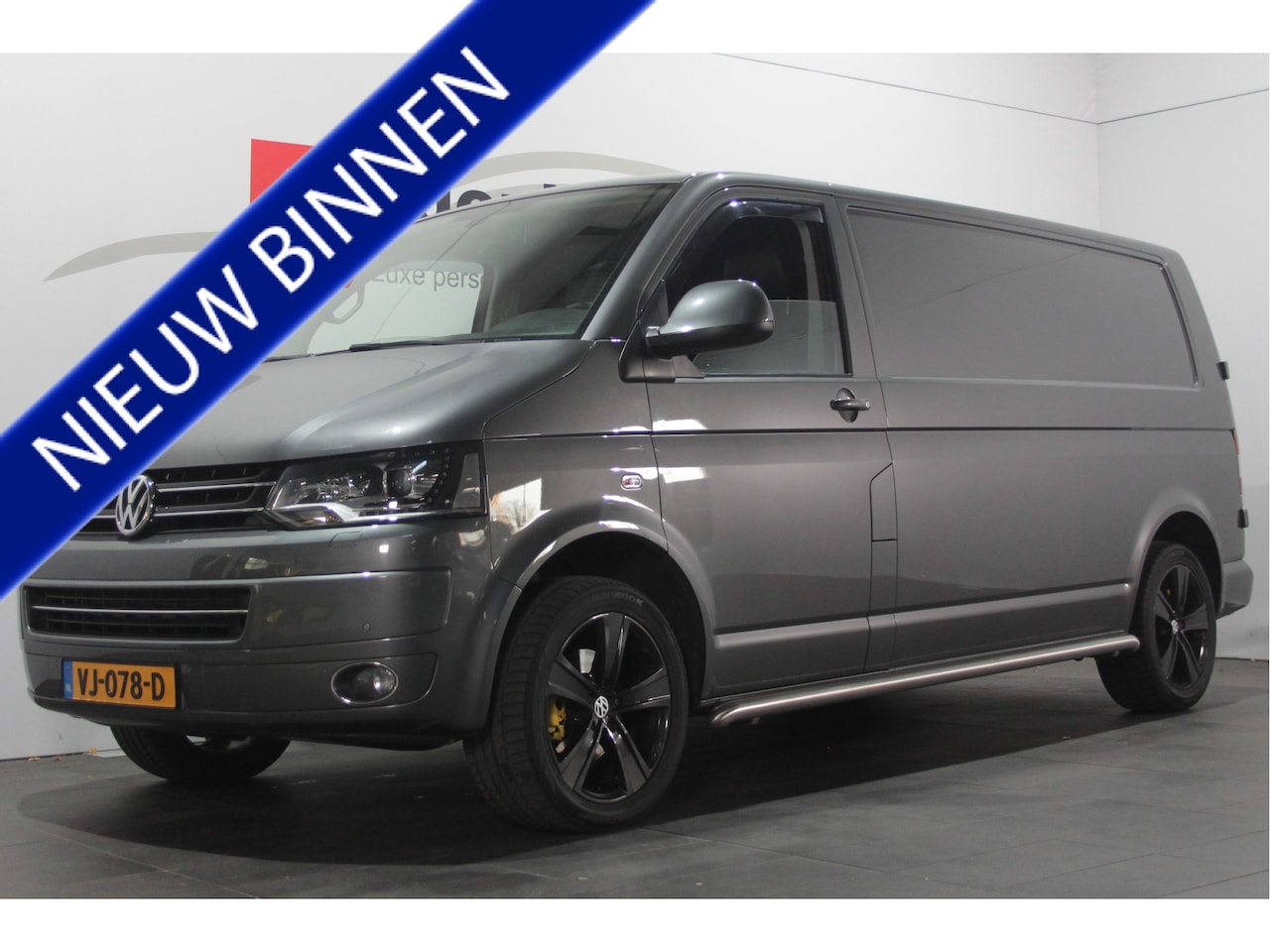 Volkswagen Transporter - 2.0 TDI L2H1 4Motion - Automaat - Navi / Bluetooth / PDC / Trekhaak - AutoWereld.nl