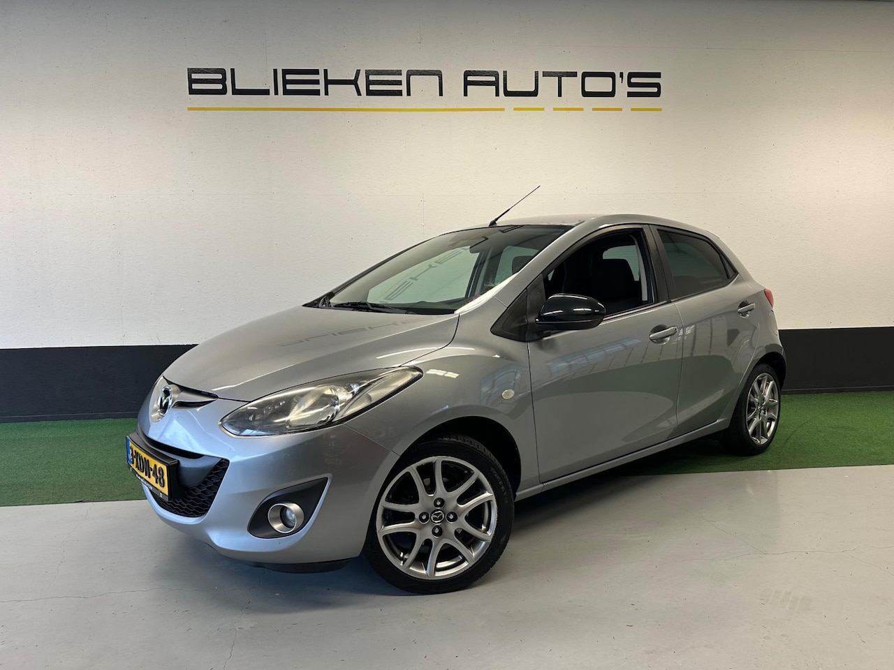 Mazda 2 - 1.3 TS Plus 1.3 TS Plus - AutoWereld.nl