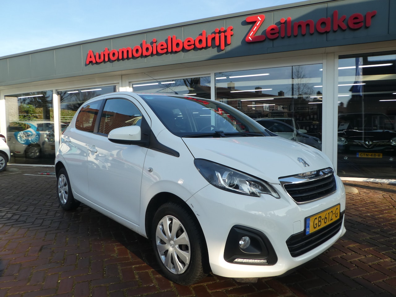 Peugeot 108 - 1.0 VTi Active Automaat - AutoWereld.nl