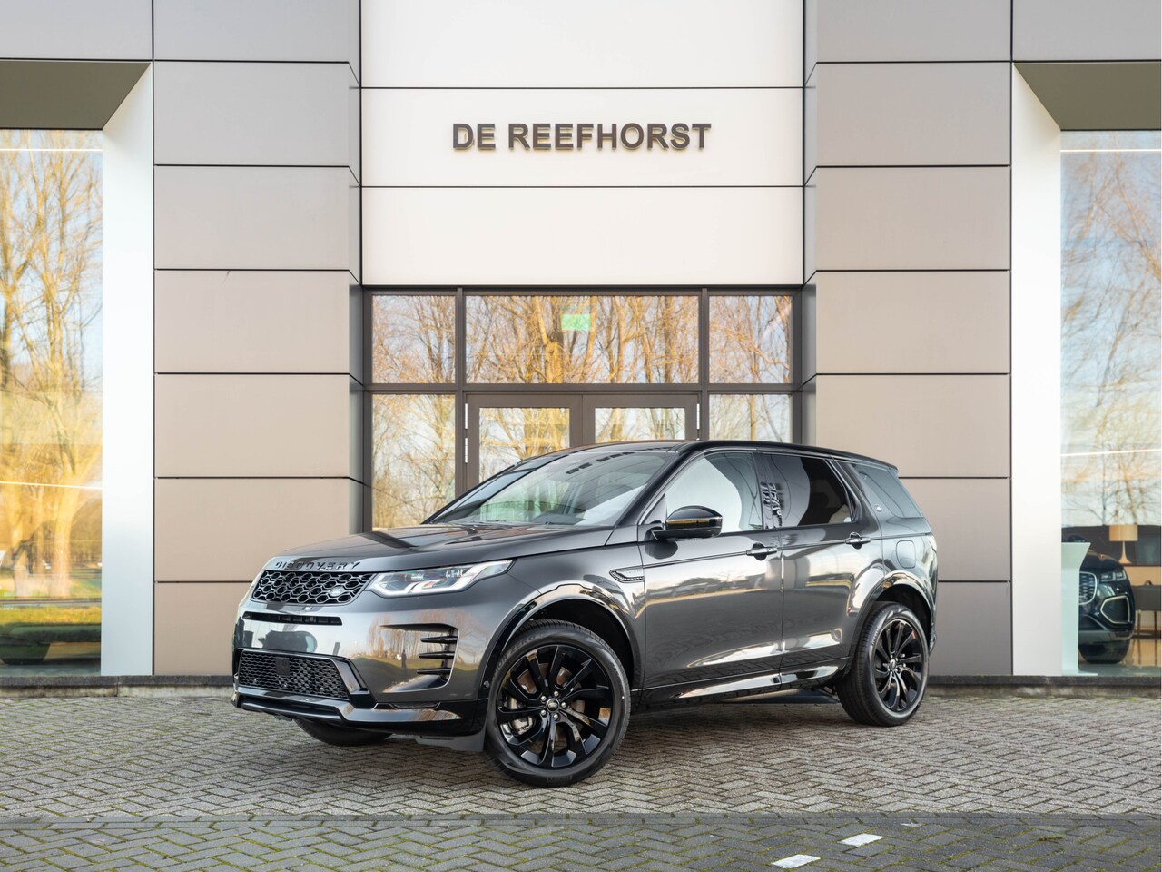 Land Rover Discovery Sport - P270e PHEV Dynamic Edition 3D Surround Camera | Cold Climate Pack | Panoramadak | Driver A - AutoWereld.nl