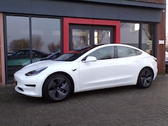 Tesla Model 3 - Standard RWD Plus 60 kWh Trekhaak Full self driving Panoramadak Parelmoer