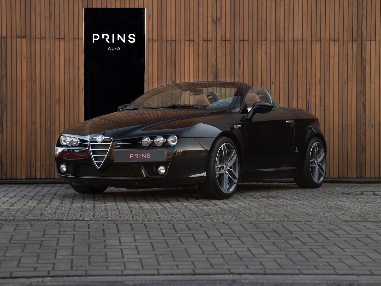 Alfa Romeo Spider - 1.750 TBi Exclusive | Goed onderhouden | Carplay | Squadra-tune - AutoWereld.nl