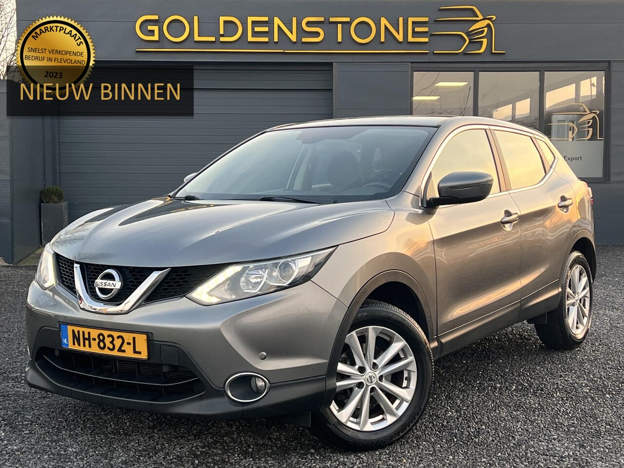 Nissan Qashqai - 1.2 Acenta 2e Eigenaar,Trekhaak,Clima,Cruise,Pdc voor+Achter,LMV,6 Bak,Apk tot 01-2026 - AutoWereld.nl