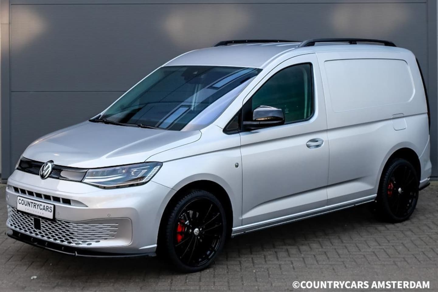 Volkswagen Caddy Cargo - 2.0 TDI | | Maxton Pakket | Honingsgraat Stoelen | Camera | Leder | - AutoWereld.nl