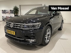 Volkswagen Tiguan - 1.5 TSI ACT Highline Business R 150 PK DSG | Automaat | Panoramadak | Zwenkbare Trekhaak |