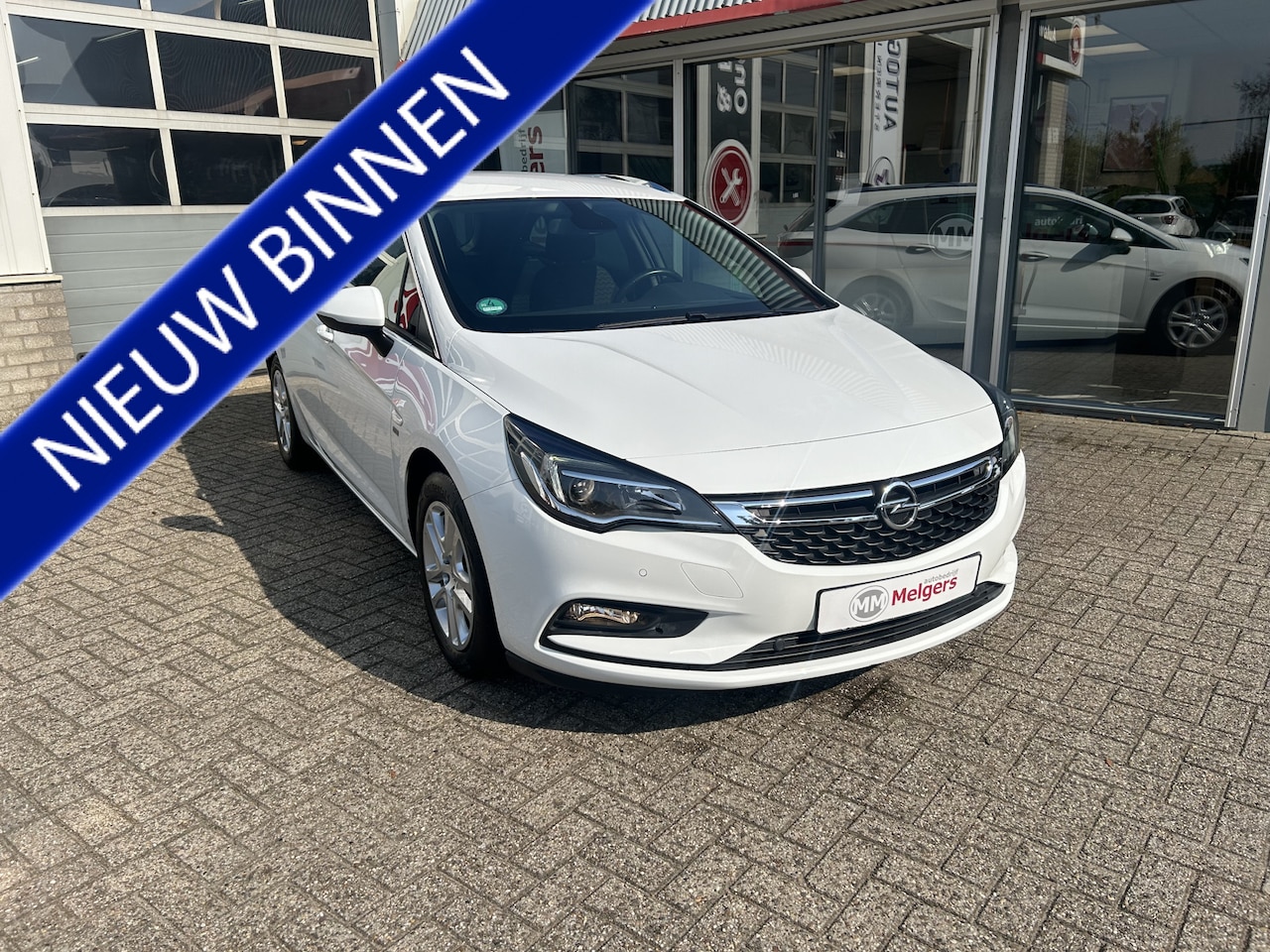 Opel Astra Sports Tourer - 1.0 Turbo 120 Jaar Edition 1.0 Turbo 120 Jaar Edition - AutoWereld.nl