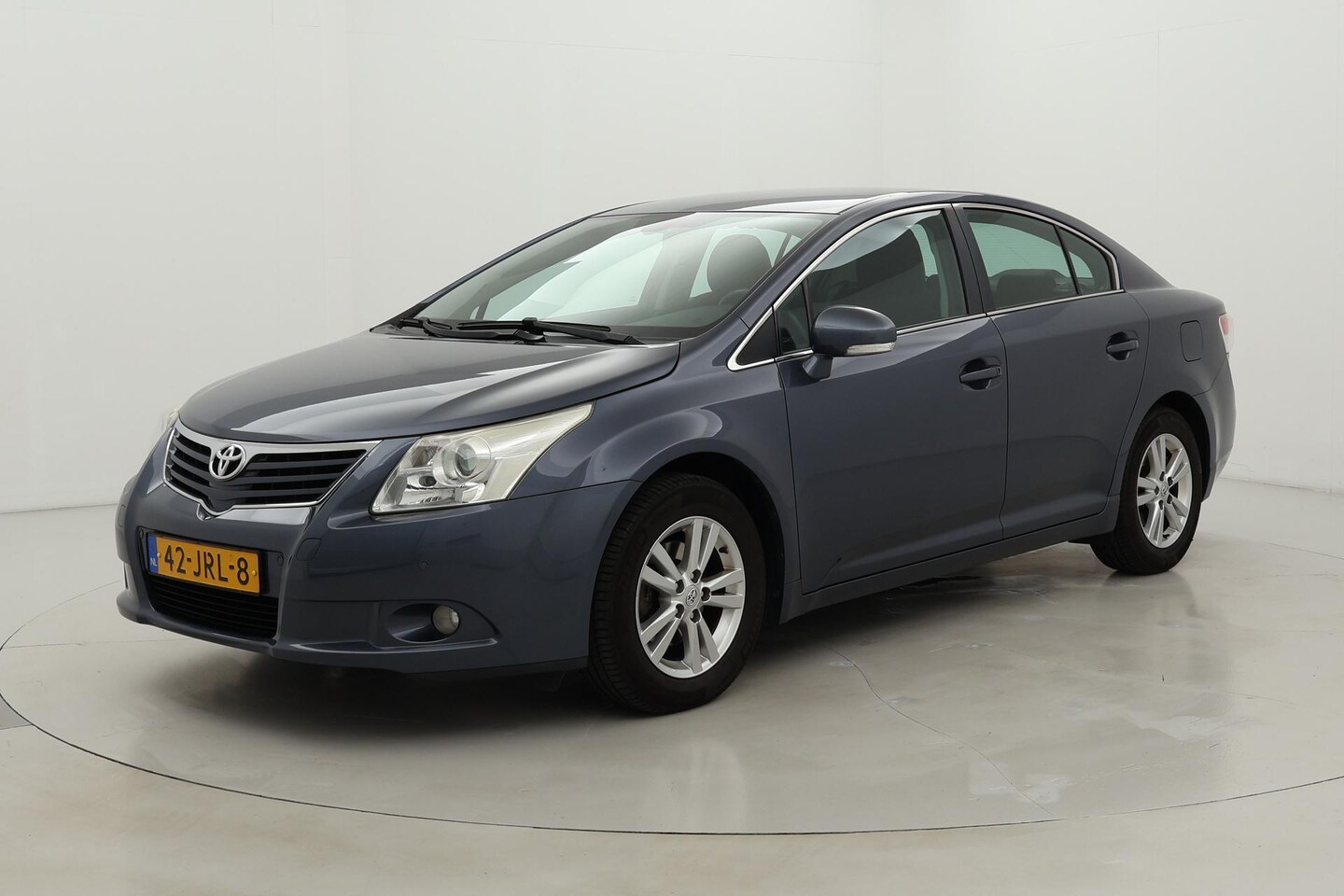 Toyota Avensis - 2.0 VVTi Dynamic Automaat | Trekhaak | Navigatie - AutoWereld.nl