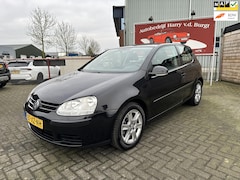 Volkswagen Golf - 2.0 FSI Comfortline Business Automaat | Zeer Nette Staat