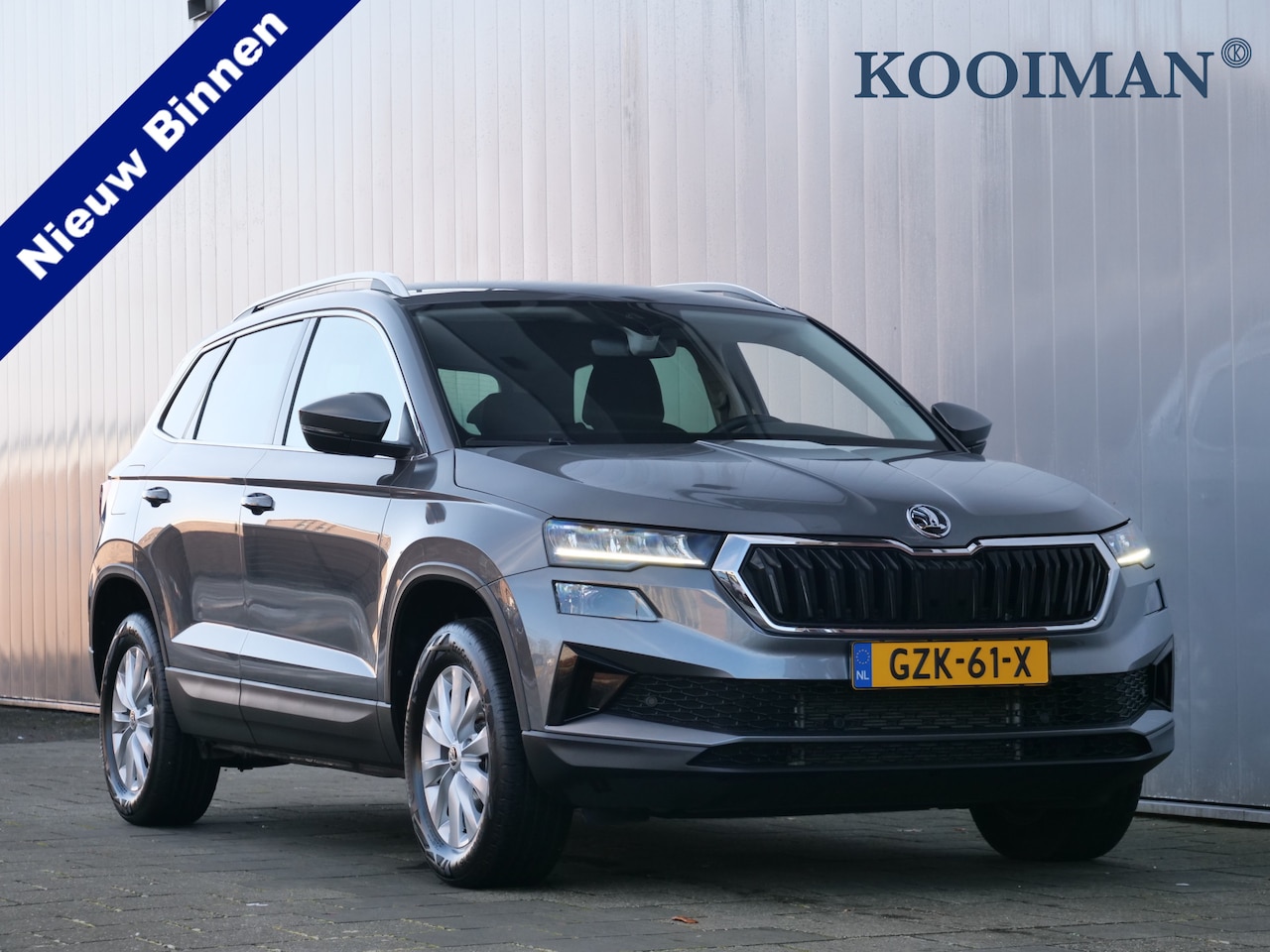 Skoda Karoq - 1.5 TSI 150pk ACT Business Edition Automaat Apple Carplay / Camera / Adaptive cruise / Cam - AutoWereld.nl