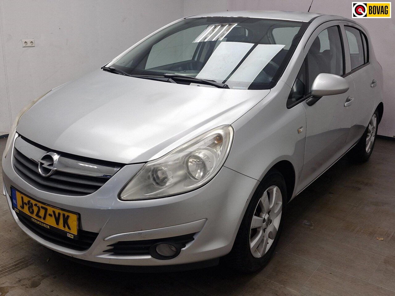 Opel Corsa - 1.4-16V Enjoy GARANTIE ! AIRCO ! NIEUWE APK ! - AutoWereld.nl