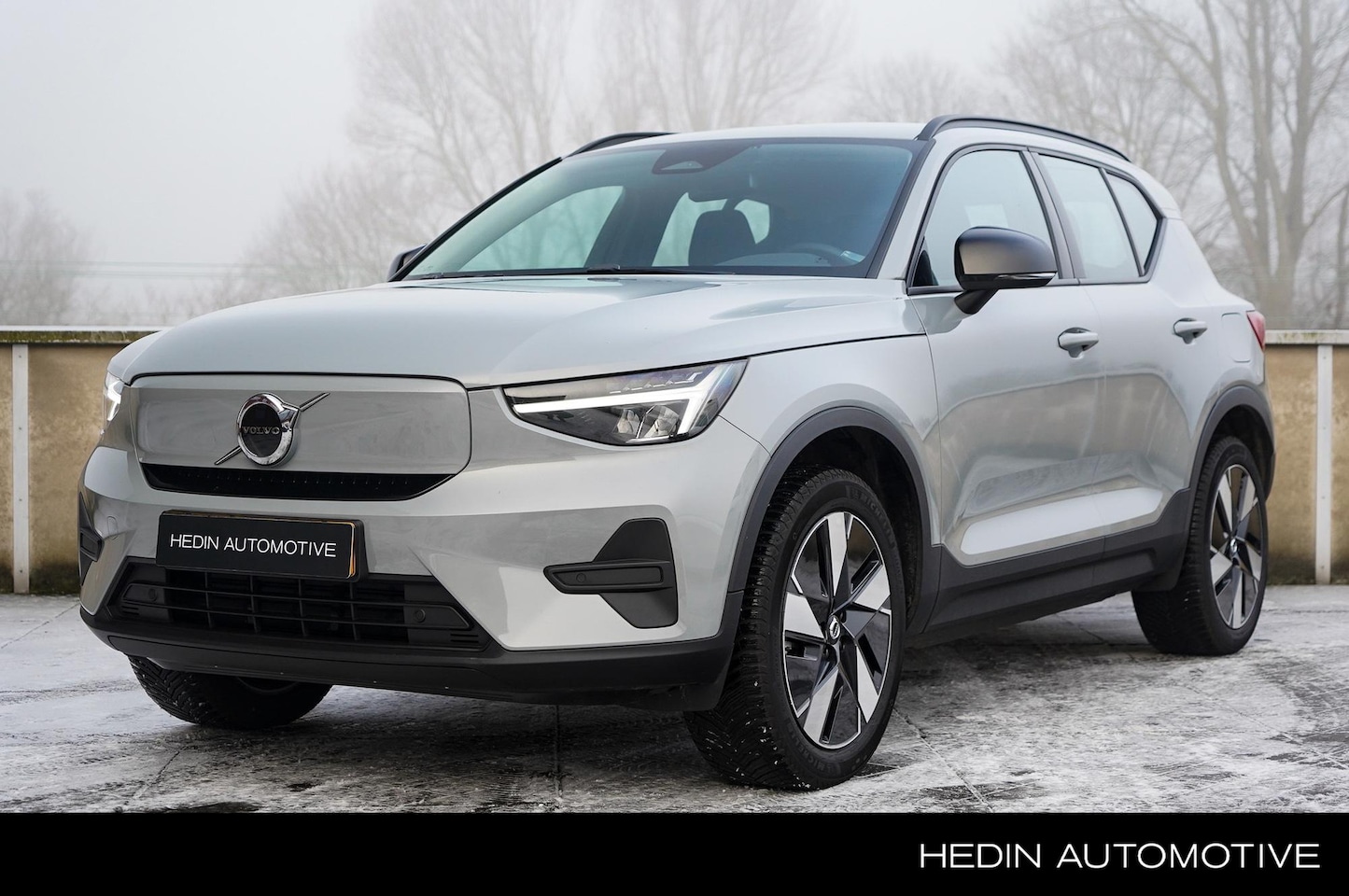 Volvo XC40 - Single Motor Essential 69 kWh Google Maps | parkeerverwarming | Cruise Control | Led-Kopla - AutoWereld.nl