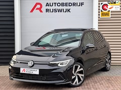 Volkswagen Golf - 1.5 eTSI R-Line Pano/IQ.Light/Camera/BTW