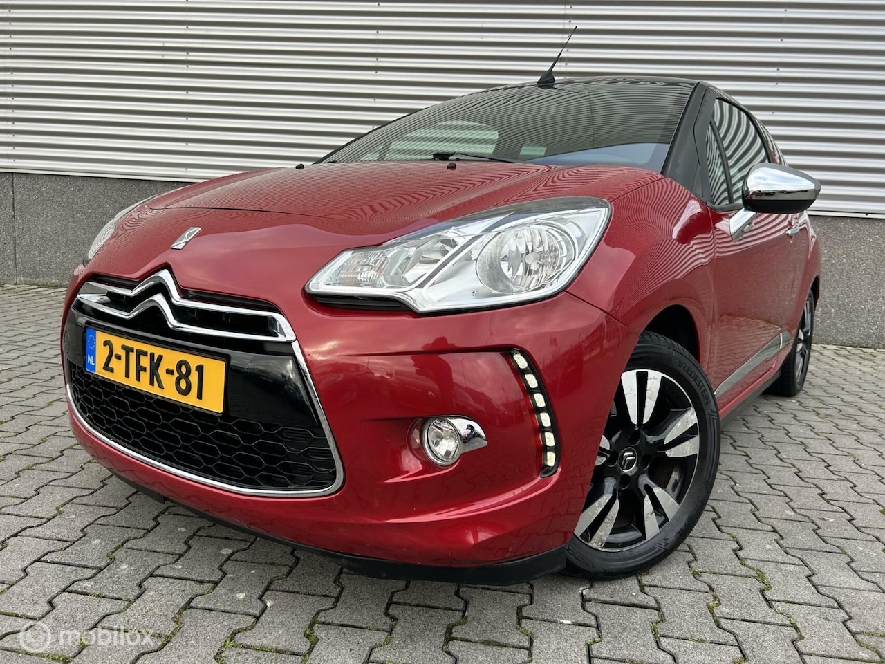 Citroën DS3 Cabrio - 1.2 VTi Chic 1.2 VTi Chic - AutoWereld.nl