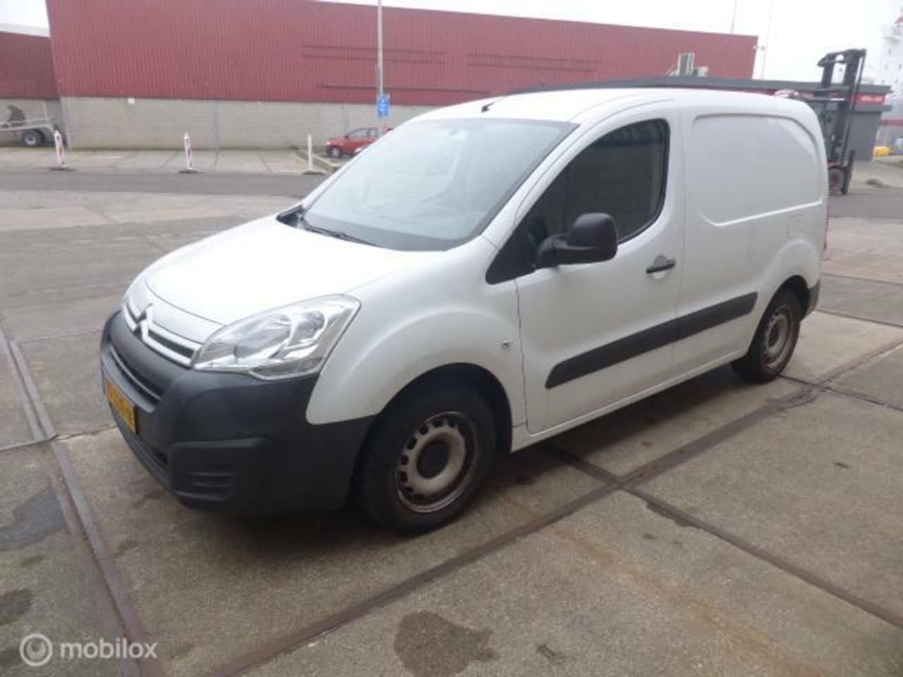 Citroën Berlingo - bestel 1.6 BlueHDI 75 Comfort - AutoWereld.nl