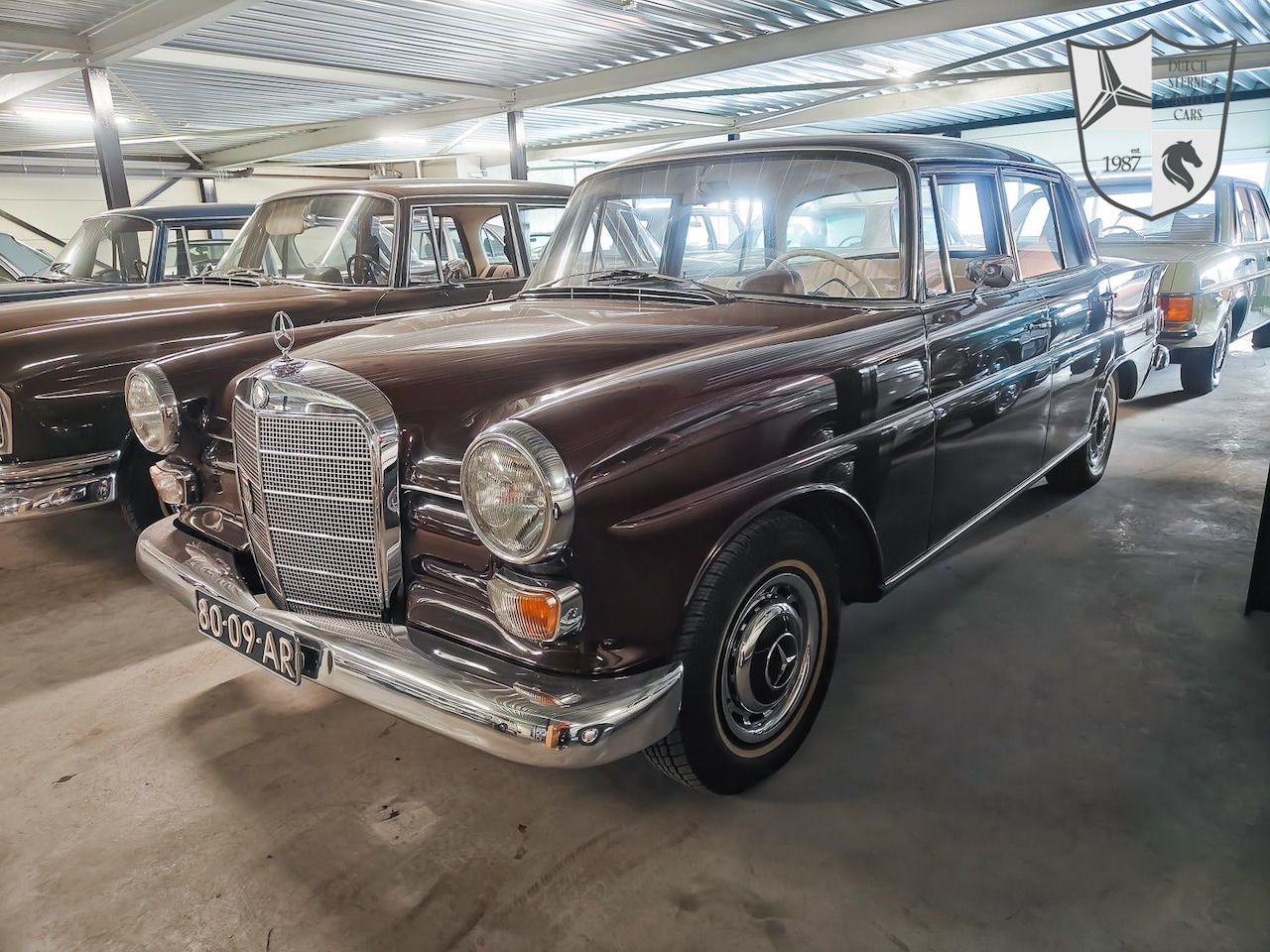 Mercedes-Benz 200-280 (W115) - 200 D 200 D - AutoWereld.nl