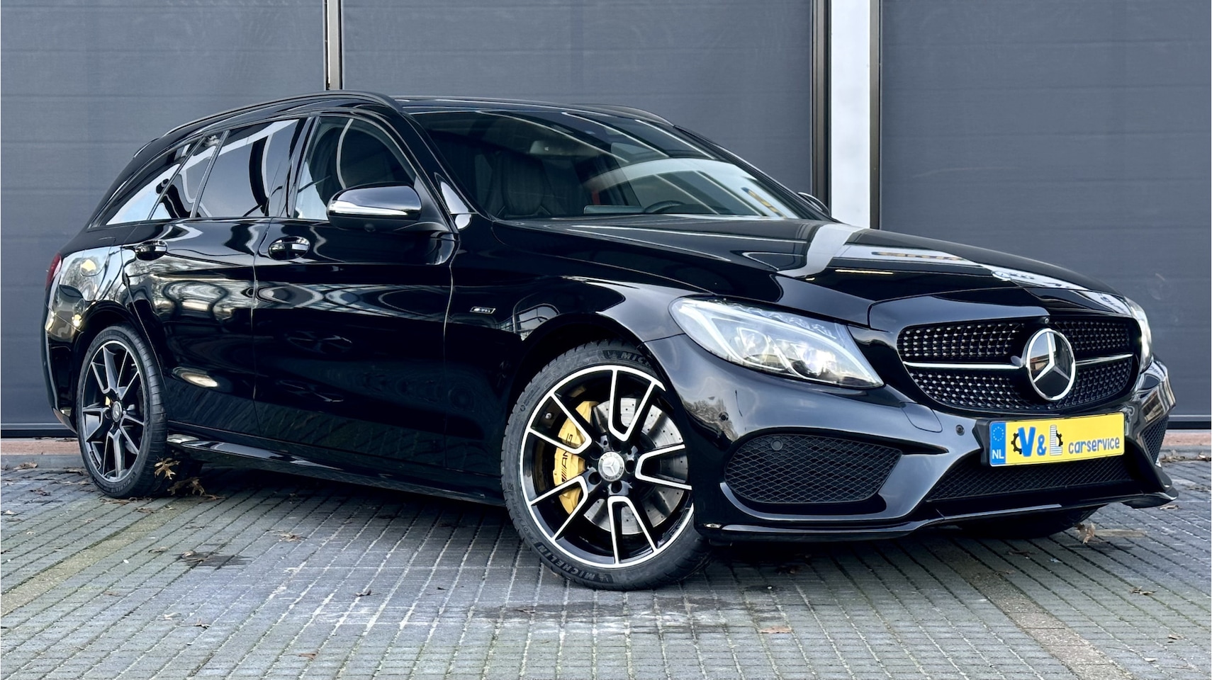 Mercedes-Benz C-klasse Estate - 450 AMG 4MATIC / Schaalstoelen / Pano / Burmester / HeadUp / 411PK - AutoWereld.nl