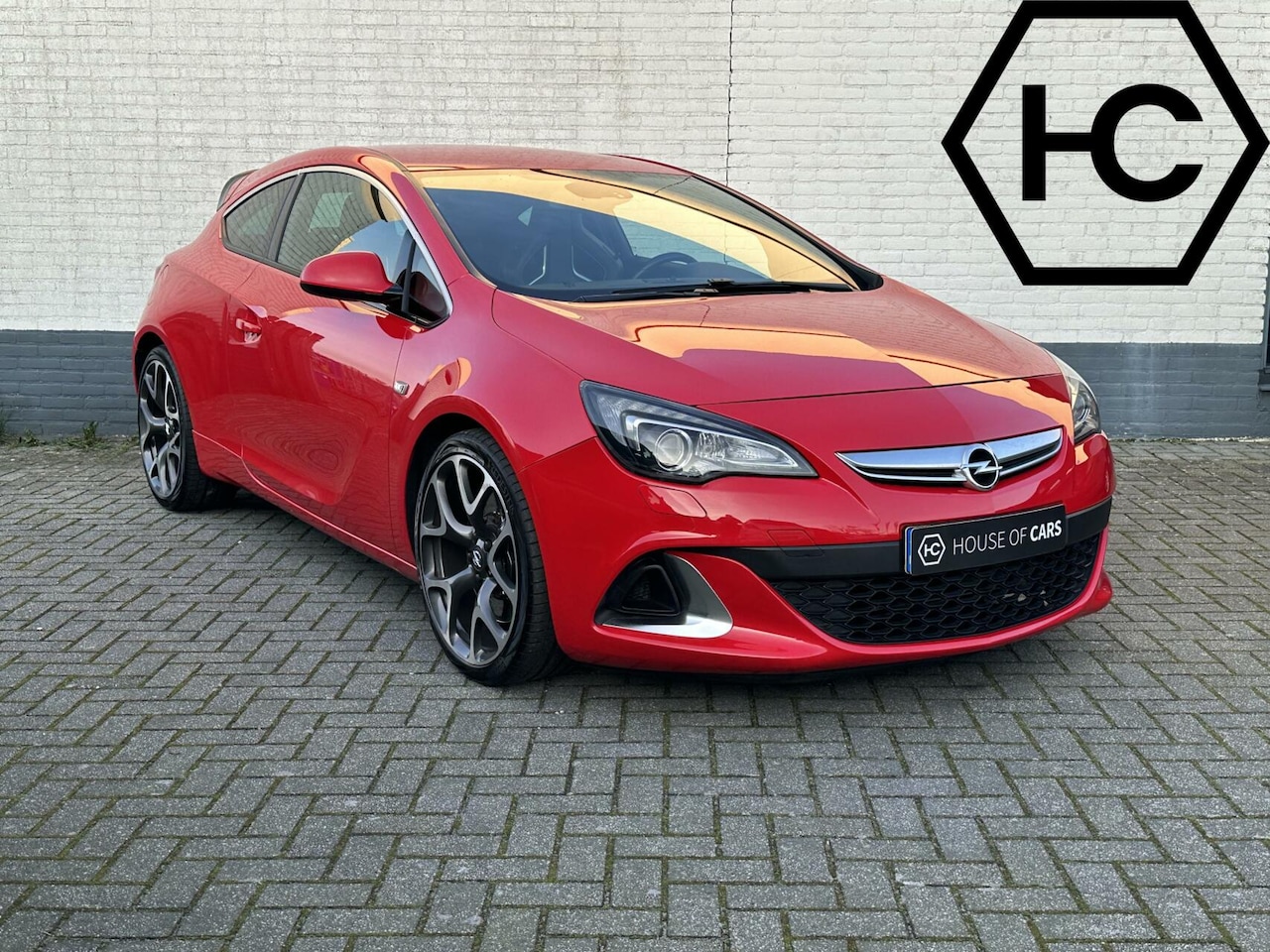 Opel Astra GTC - 2.0 Turbo OPC Clima Cruise Navi Leder 280PK - AutoWereld.nl