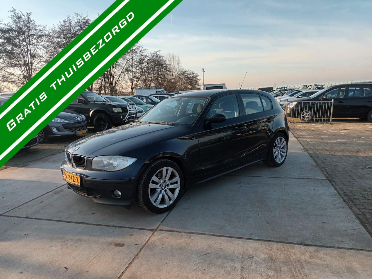 BMW 1-serie - 116i Airco - NW APK - M-Pakket - AutoWereld.nl