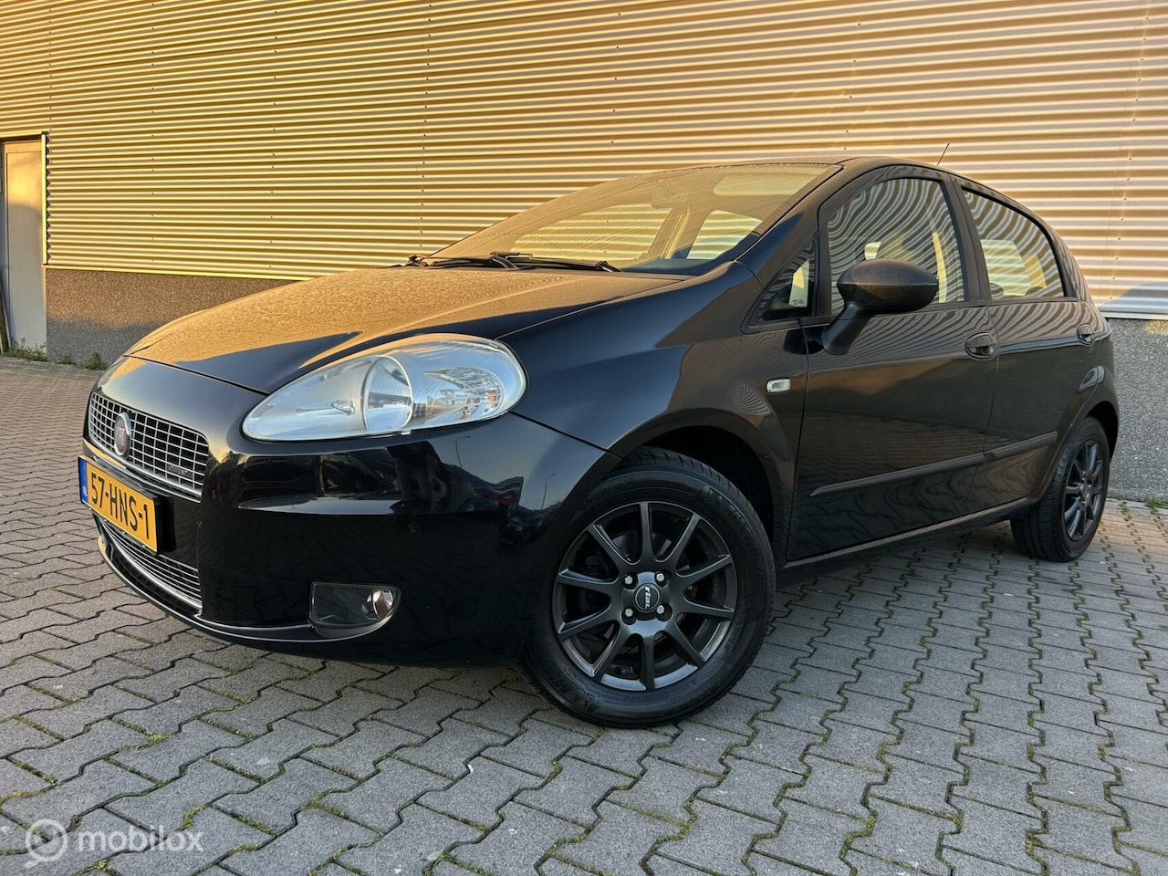 Fiat Grande Punto - 1.4-16V Edizione Lusso 1.4-16V Edizione Lusso - AutoWereld.nl