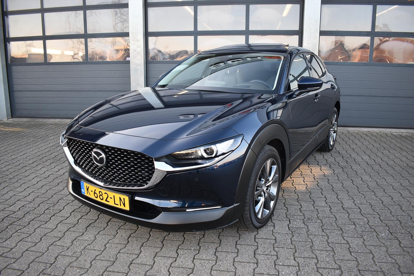 Mazda CX-30 - 2.0 e-SkyActiv-X Luxury 2.0 E-Skyactiv X 186pk Luxury - AutoWereld.nl