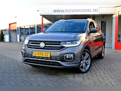 Volkswagen T-Cross - 1.0 TSI Style R-Line Aut. Apple CarPlay|Clima|Cam|LMV|Adapt.Cruise