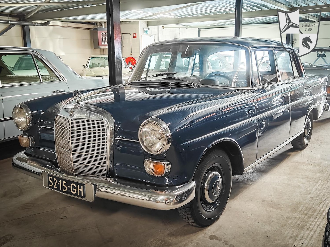 Mercedes-Benz 200-280 (W115) - 200 D 200 D - AutoWereld.nl