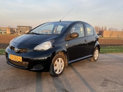 Toyota Aygo - 1.0-12V Now