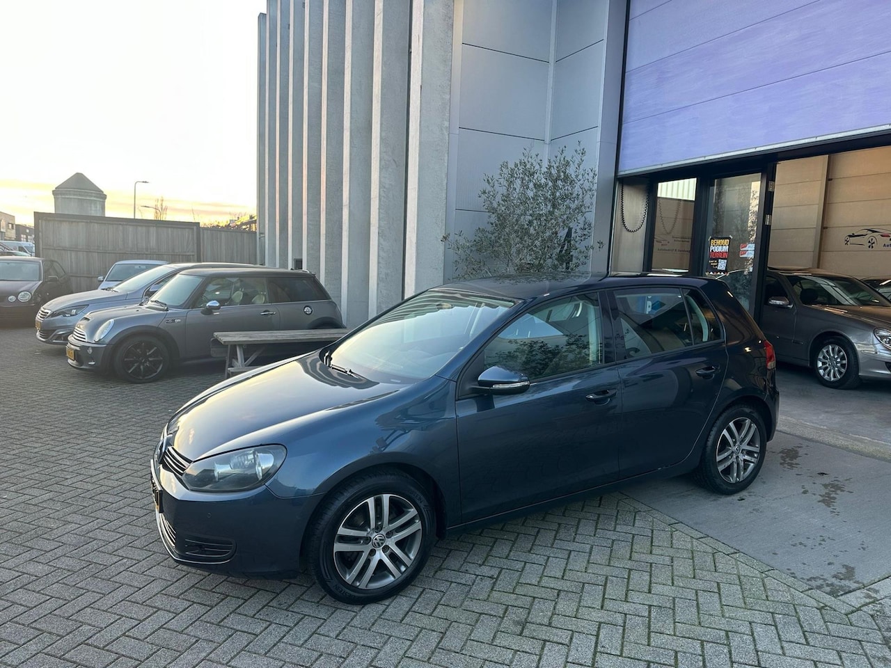 Volkswagen Golf - 1.4 NETTE AUTO! PDC! AIRCO! INRUIL MOGELIJK! - AutoWereld.nl