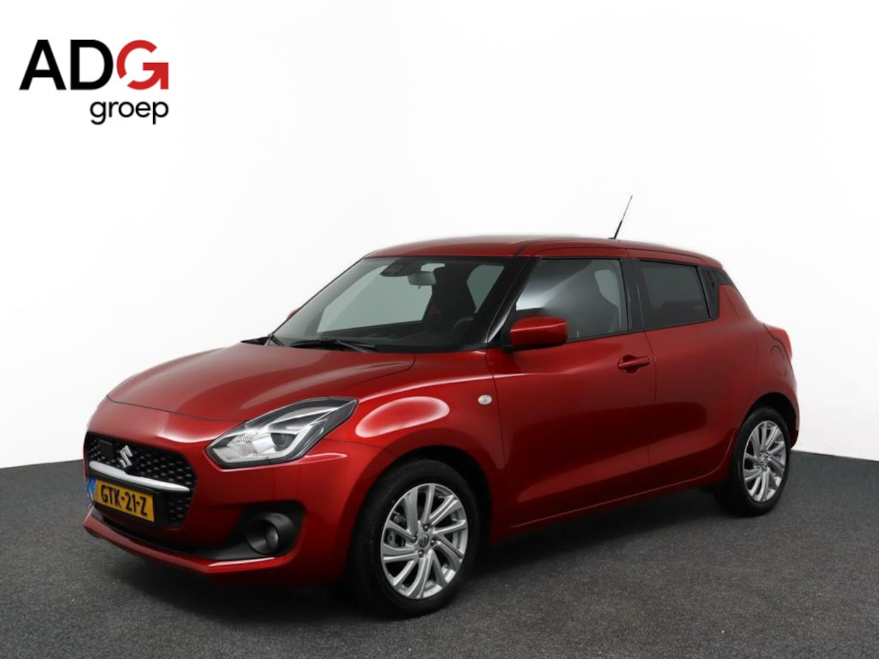 Suzuki Swift - 1.2 Select Smart Hybrid | Airco | Cruise control adaptive | Camera | parkeersensoren achte - AutoWereld.nl