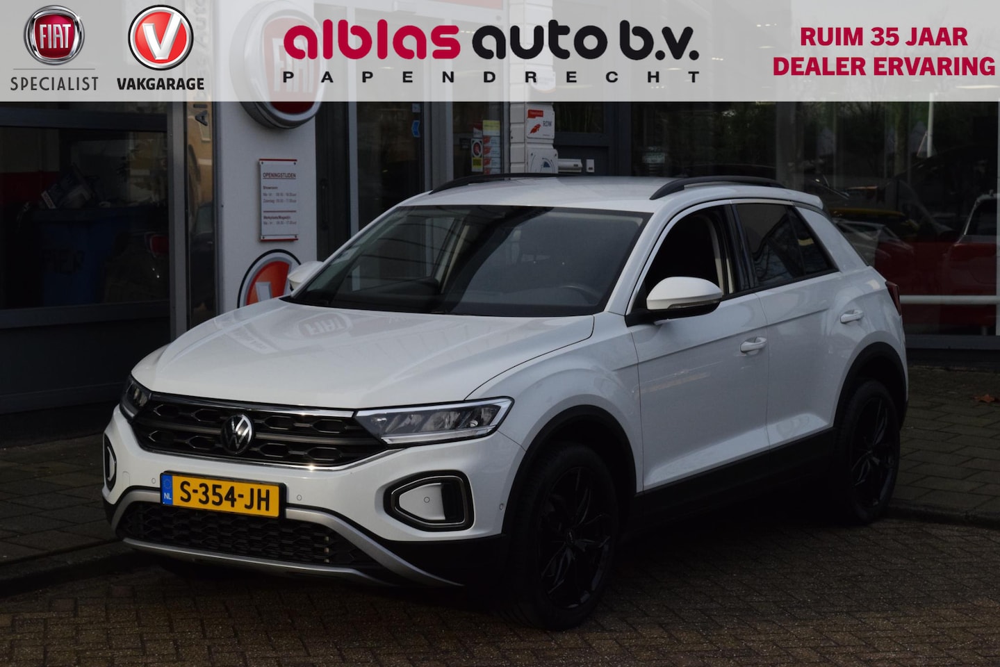 Volkswagen T-Roc - 1.0 TSI Life Business 1.0 TSI Life Business - AutoWereld.nl