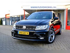 Volkswagen Tiguan - 2.0 TDI 150pk Comfortline R-Line Pano|Navi|Virtual Displ|HUD|PDC|LMV