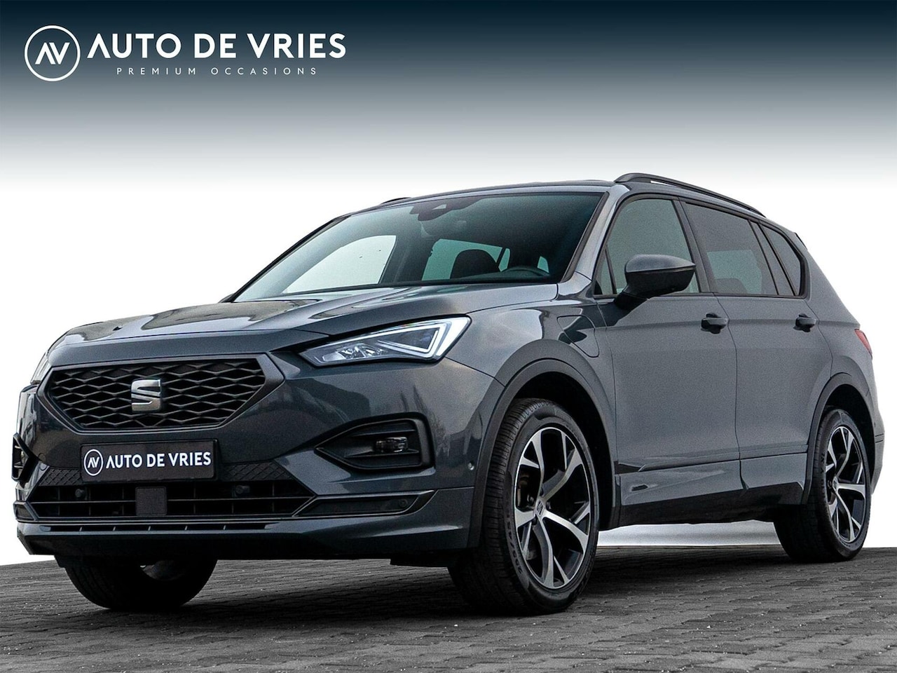 Seat Tarraco - 1.4 TSI e-Hybrid 245pk PHEV FR Business Intense | Full LED | Sportstoelen | Trekhaak - AutoWereld.nl