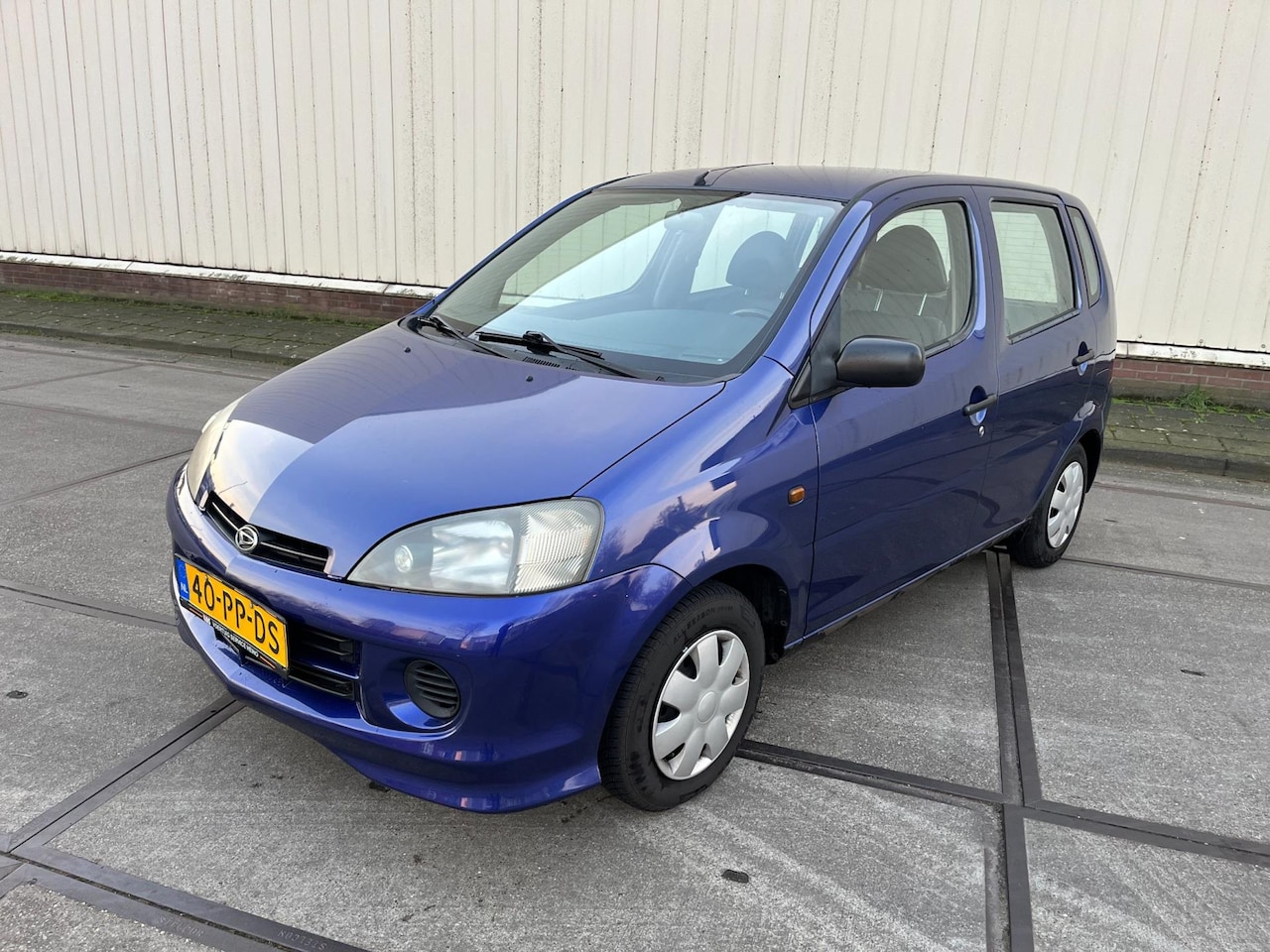 Daihatsu Young RV - 1.0-12V STi 1.0-12V STi - AutoWereld.nl