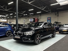 BMW 1-serie - 118i LCI AUT. 5-Deurs M-SPORT Navi Camera Cruise Control