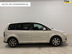 Volkswagen Touran - 1.4 TSI Highline 7persoons Navi