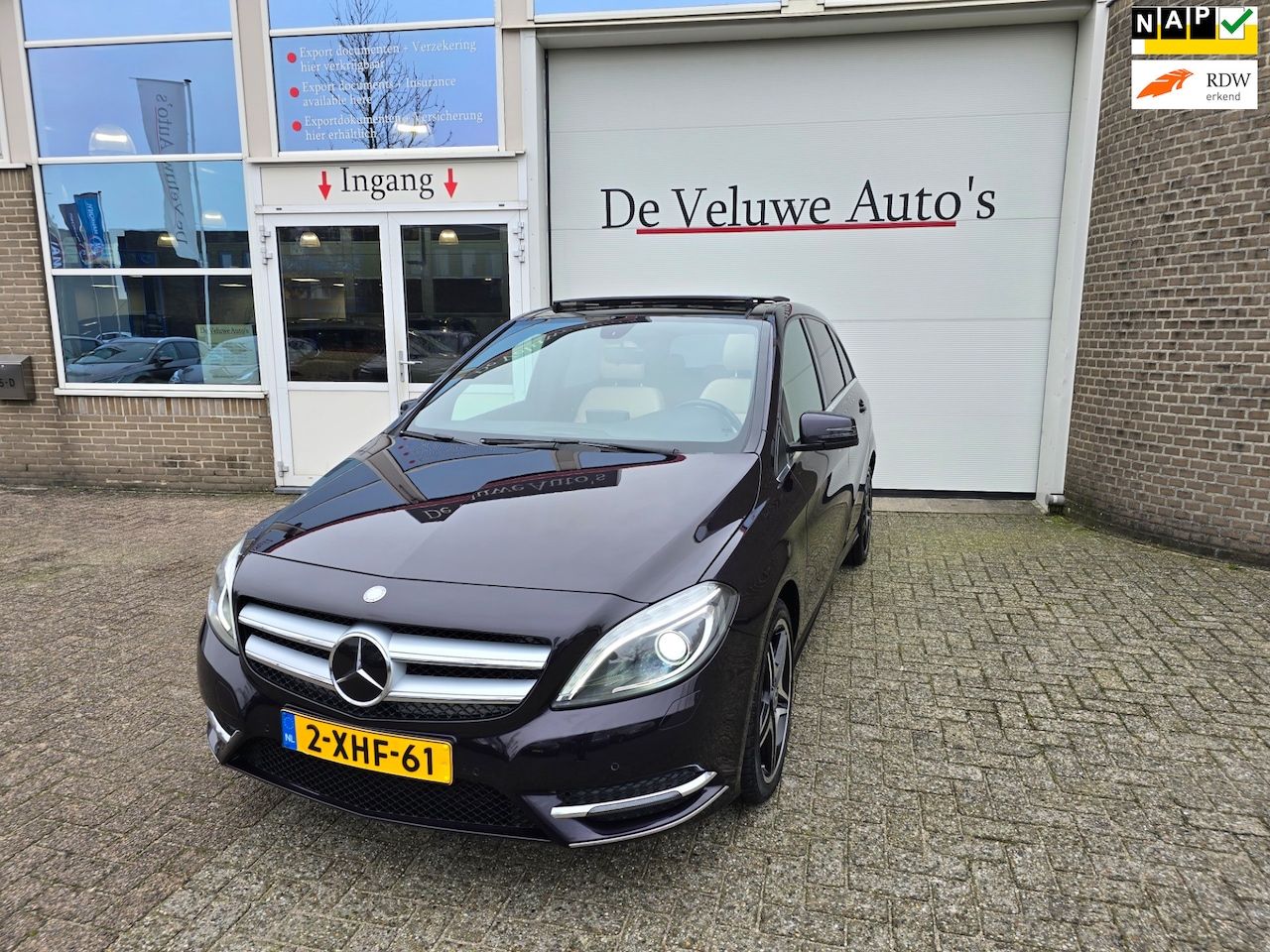 Mercedes-Benz B-klasse - 180 Ambition Comfort PANO LEDER NAP - AutoWereld.nl