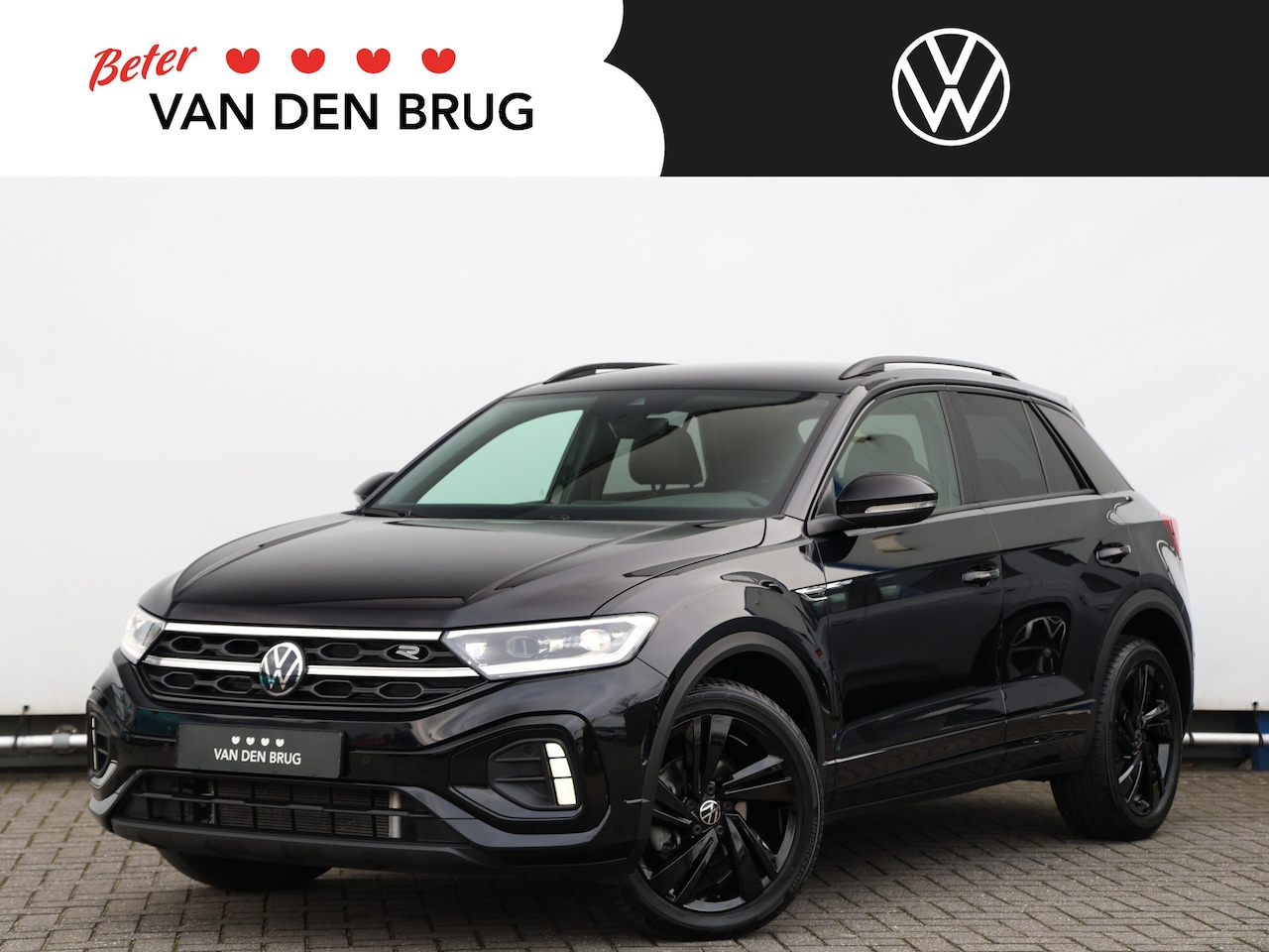 Volkswagen T-Roc - 1.5 TSI R-Line 150pk DSG |Black style | DCC | LED Plus | Camera | Navigatie | Digital dash - AutoWereld.nl