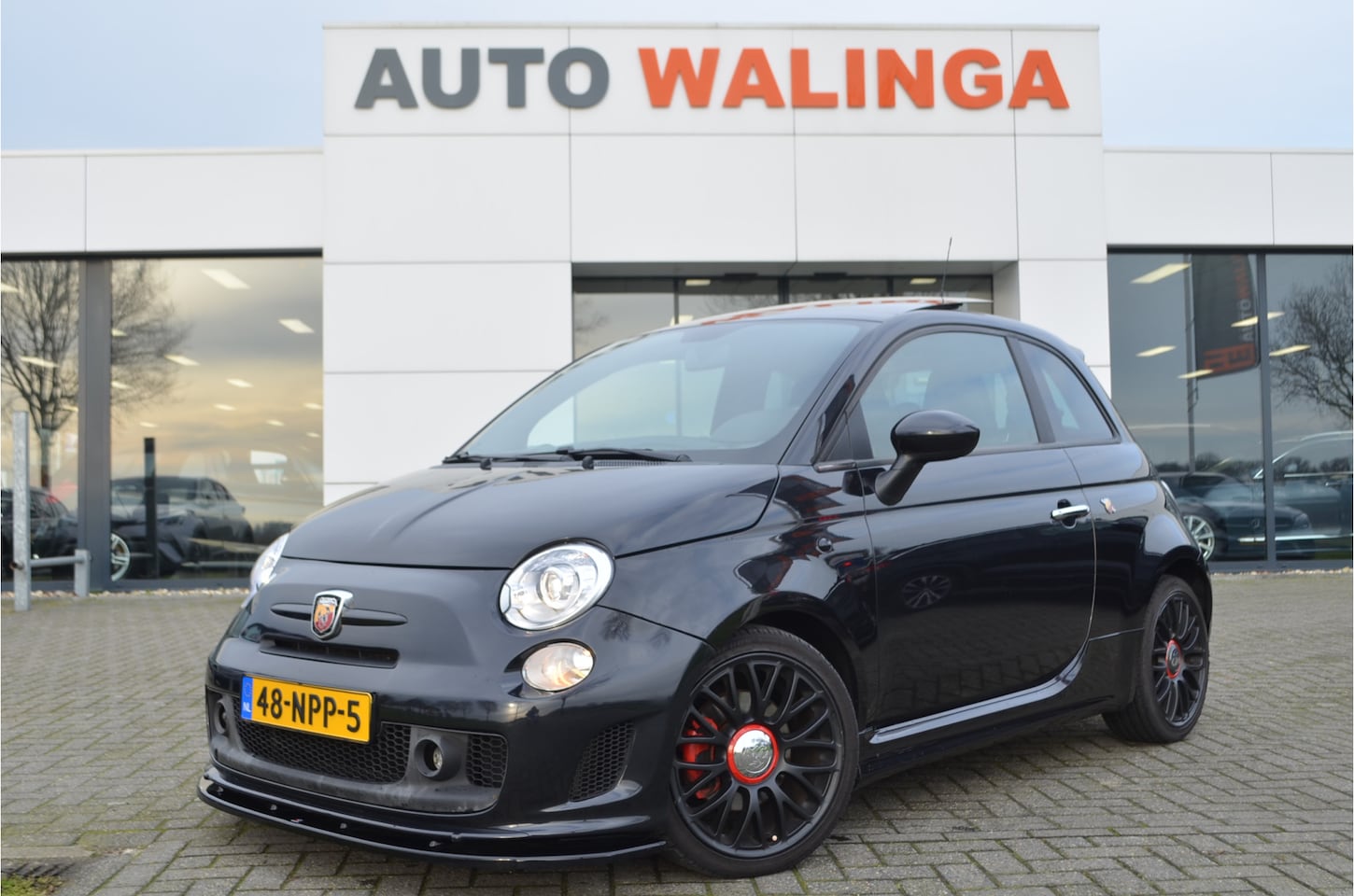 Fiat 500 Abarth - 1.4-16V Pano | NL auto | Xenon | Leer | Bluetooth | 17'' LMV | Getint glas achter - AutoWereld.nl