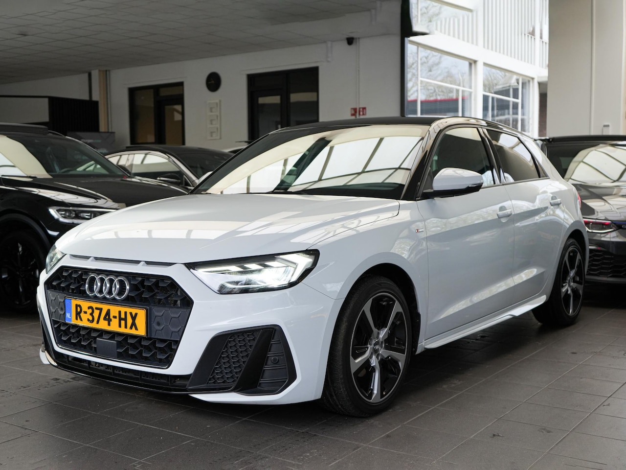 Audi A1 Sportback - 30 TFSI Pro Line S | 2x S-LINE | XENON | CLIMA | VIRTUAL | LED | SENSOREN - AutoWereld.nl