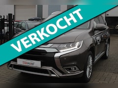 Mitsubishi Outlander - 2.4 PHEV 4WD Intense+ Navi Keyless LED Nieuwstaat