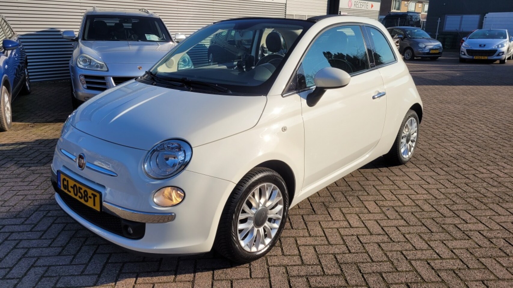 Fiat 500 C - 0.9 TwinAir T Lounge cabrio, navi, climate control, lm velgen. - AutoWereld.nl