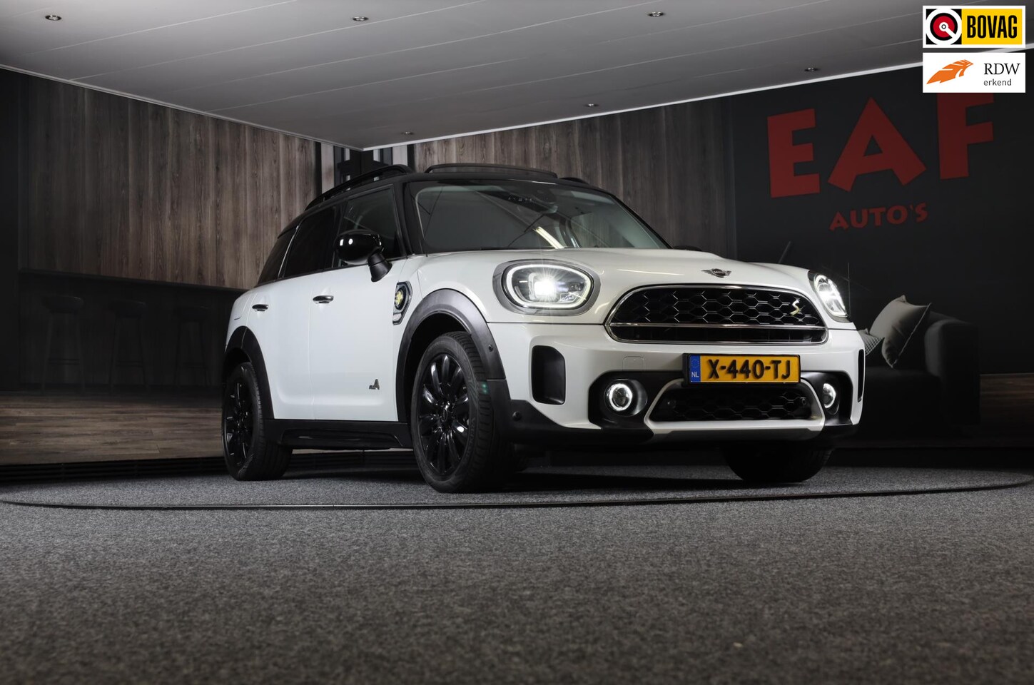 MINI Countryman - Mini 2.0 Cooper S E ALL4 Chili / AUT / Dig Cockpit / CC / Open Panoramadak / Leder / Navi - AutoWereld.nl