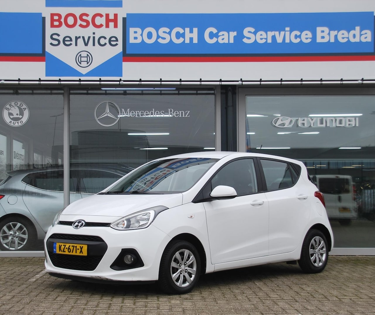 Hyundai i10 - 1.0i Blue Comfort - AutoWereld.nl