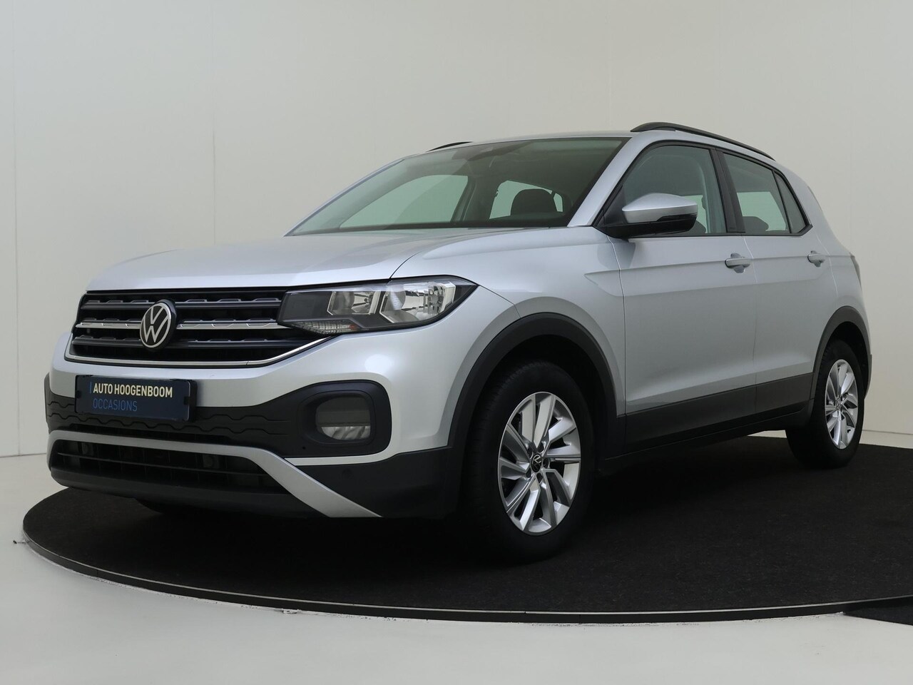 Volkswagen T-Cross - 1.0 TSI Life | Stoelverwarming | CarPlay | Achteruitrijcamera | Adaptieve Cruise control | - AutoWereld.nl